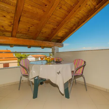 Apartments Joso With Pool Pakostane Room photo