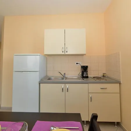 Apartments Joso With Pool Pakostane Room photo